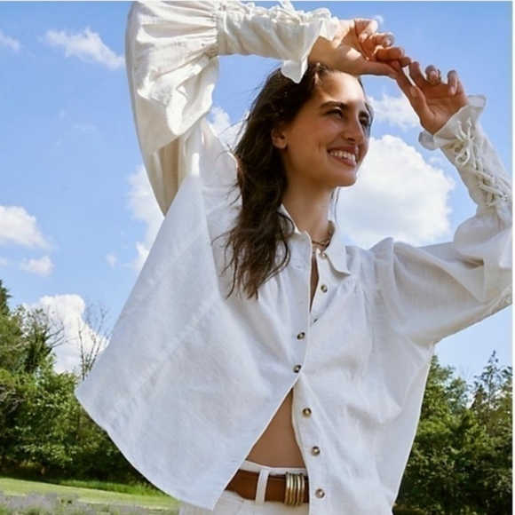 🆕️ Free People Kiss Kiss Button Front Cotton Top in Ivory